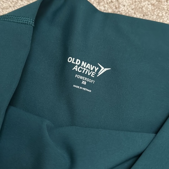 Old Navy Powersoft Maternity Leggings - Picture 5 of 5